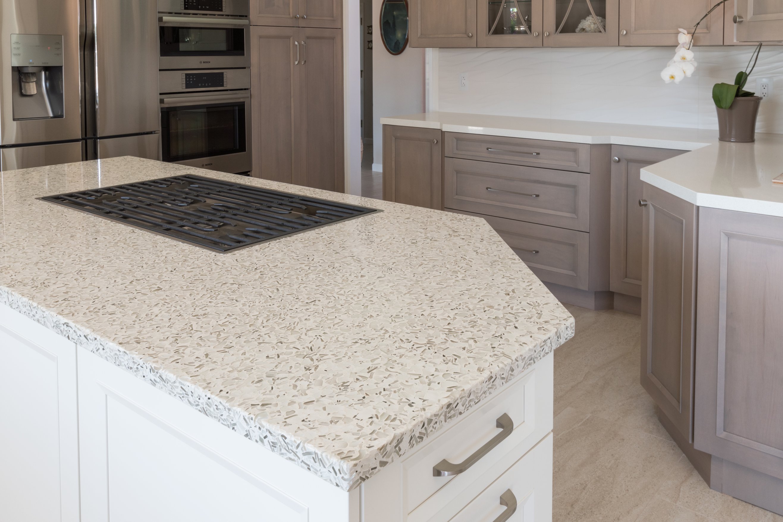 This Kitchen is Quiet on Color, But High on Sparkle, Texture and Light